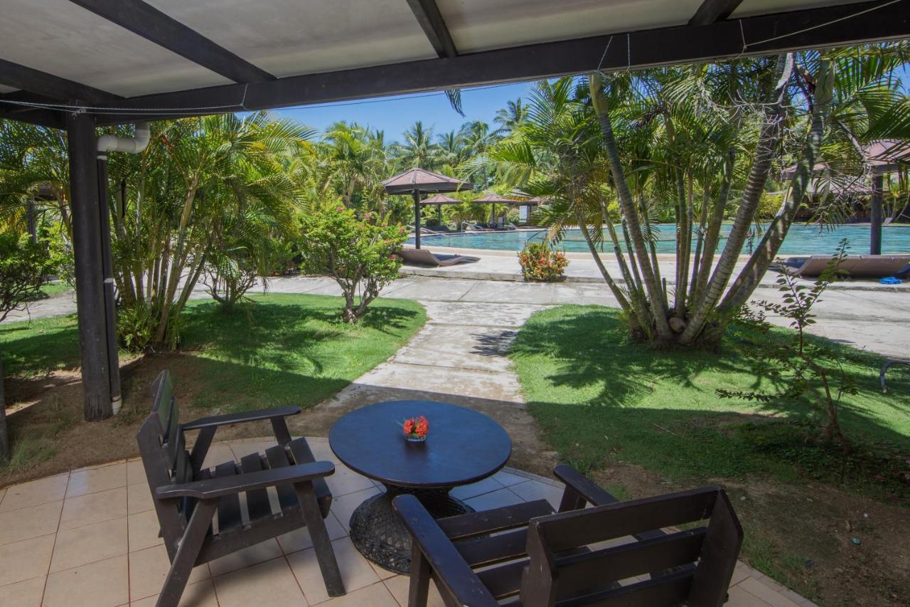 Plantation Island Resort Malololailai Extérieur photo